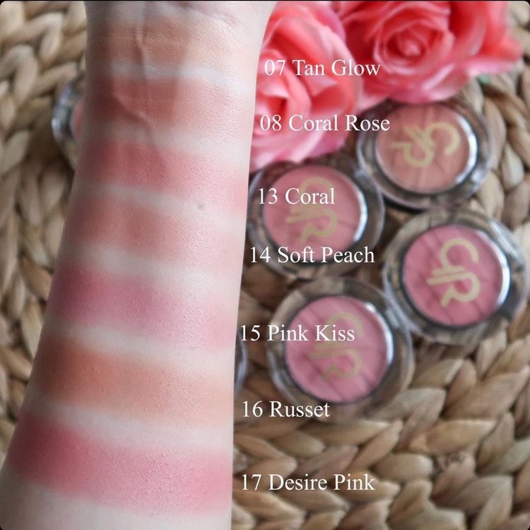 رژ گونه پودری گلدن رز مدل soft & silky شماره 17-DESIRE PINK
