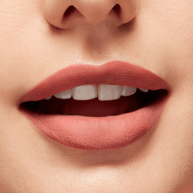 رژ لب مایع 24 ساعته مک Locked Kiss رنگ : BoDACIOUS 62